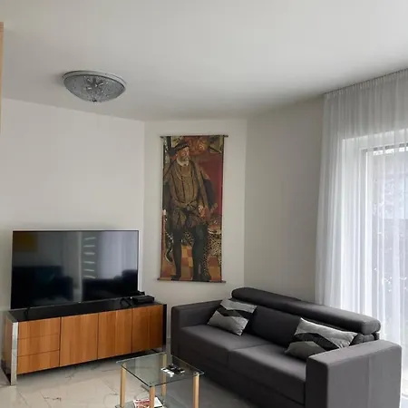 Apartment Carbona Royal 1.11 *