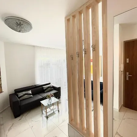 Apartmán Carbona Royal 1.11 *
