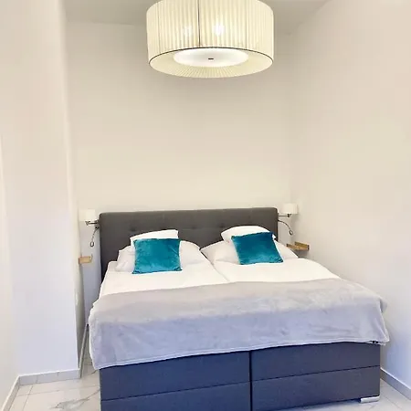 Carbona Royal 1.11 Appartement *